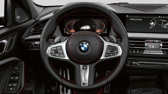 M kožený volant s kontrastným prešívaním BMW 128ti F40 M kožený volant s kontrastným prešívaním