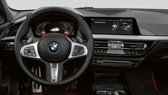 BMW radu 1 128ti F40 M kožený volant s kontrastným prešívaním BMW radu 1 128ti F40 M kožený volant s kontrastným prešívaním