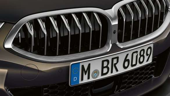 BMW M850i xDrive, metalíza Dravit Grey, predná časť, obličky Active Air Stream. BMW M850i xDrive, metalíza Dravit Grey, predná časť, obličky Active Air Stream.