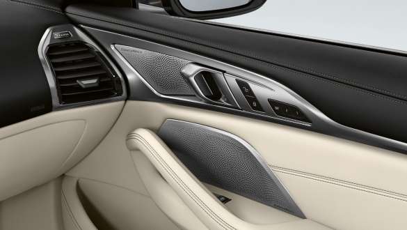 BMW M850i xDrive, metalíza Dravit Grey, Bowers & Wilkins Diamond surround sound systém. BMW M850i xDrive, metalíza Dravit Grey, Bowers & Wilkins Diamond surround sound systém.