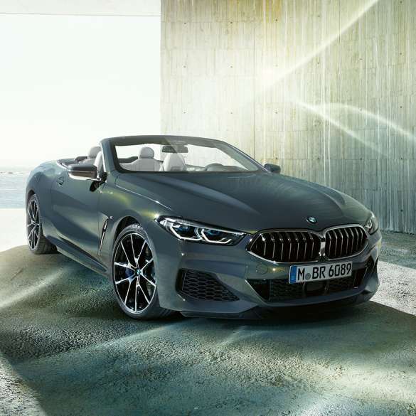 BMW M850i xDrive, metalíza Dravit Grey, ľavý predobočný pohľad. BMW M850i xDrive, metalíza Dravit Grey, ľavý predobočný pohľad.
