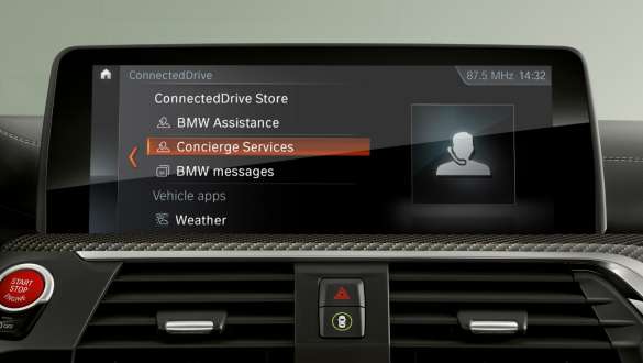 Concierge Service BMW radu 8 Coupé, iDrive displej a Concierge Service
