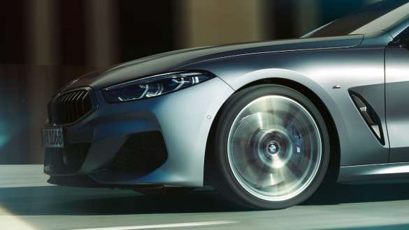 Integrované aktívne riadenie BMW radu 8 Gran Coupé,, integrované aktívne riadenie