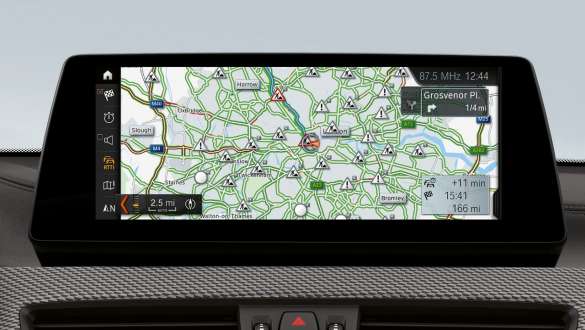 Real Time Traffic Information BMW X2 M35i (F39) Real Time Traffic Information RTTI BMW X2 M35i (F39) interiér
