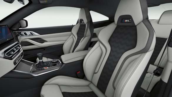 M Sport sedadlá BMW M4 Coupé G82 2020 BMW M4 Coupé G82 2020 M Sport sedadlá interiér