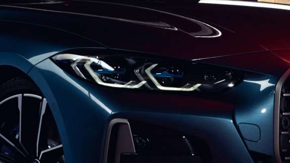 M aerodynamický balík BMW M440i xDrive Coupé G22 2020 BMW M440i xDrive Coupé G22 2020 M aerodynamický balík detailný pohľad predný nástavec