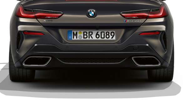 M Sport výfukový systém. BMW M850i xDrive Cabrio s M Sport výfukovým systémom.