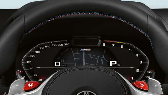 M špecifický prístrojový panel. M špecifický prístrojový panel v BMW M8 Competition Cabrio.