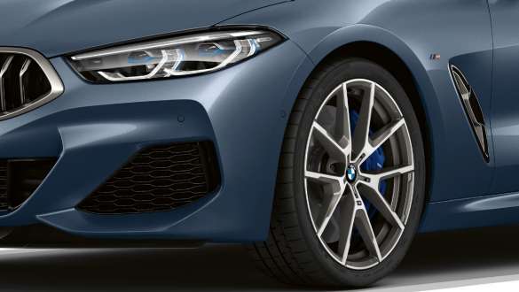 M Sport diferenciál. BMW M850i xDrive Coupé s M Sport diferenciálom.
