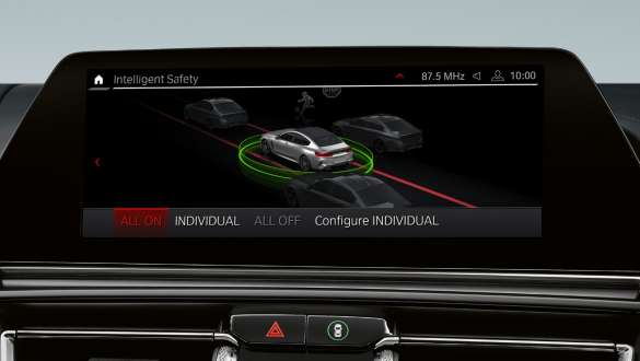 Driving Assistant Professional M automobily BMW radu 8 Gran Coupé Driving Assistant Professional M automobily BMW radu 8 Gran Coupé F93 2020 interiér