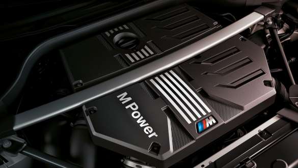 Radový benzínový 6-valec BMW M TwinPower Turbo BMW F97 LCI Facelift 2021 BMW X3 M F97 LCI Facelift 2021 radový benzínový 6-valec BMW M TwinPower Turbo detailný pohľad