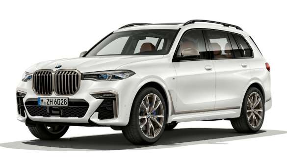 BMW X7 M s M aerodynamickým balíkom BMW X7 M s M aerodynamickým balíkom, G07, trojštvrťový bočný pohľad sprava