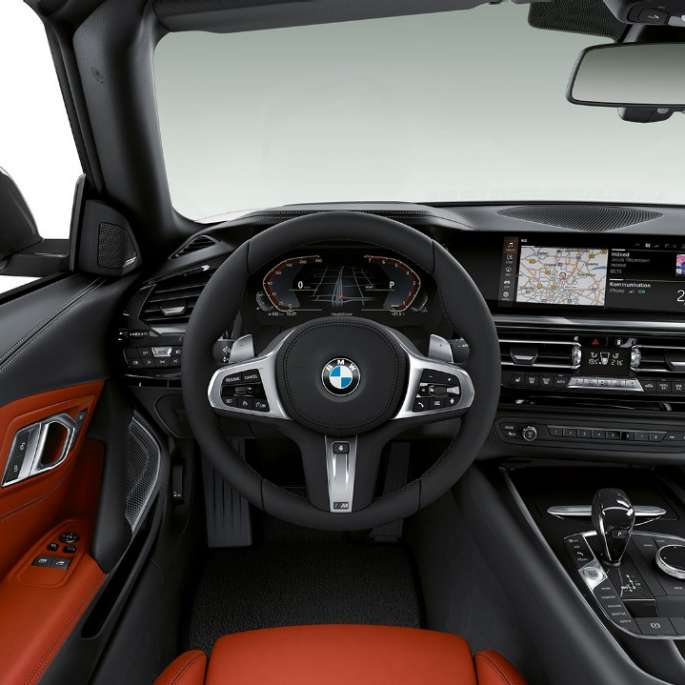 BMW Z4 Roadster Model Sport Line BMW Z4 Roadster Model Sport Line, volant a miesto vodiča