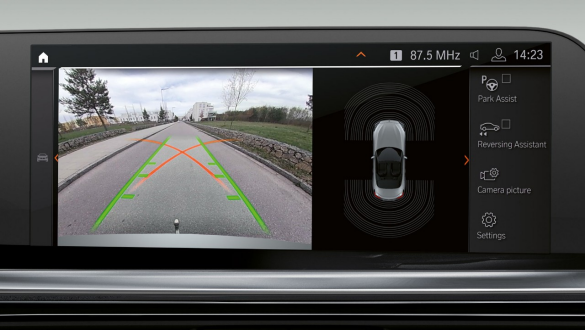 Parkovací asistent BMW Z4 Roadster Parkovací asistent na iDrive displeji BMW Z4 Roadster