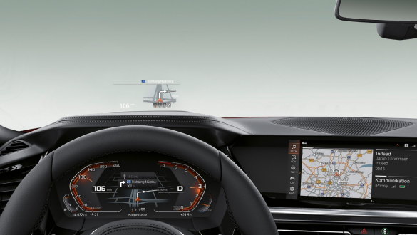 Kokpit BMW Z4 Roadster BMW Z4 Roadster, volant, Head-Up displej a iDrive displej