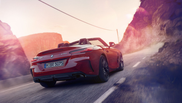 BMW Z4 Roadster, variabilné športové riadenie Zadný jazdný záber na BMW Z4 Roadster v horách