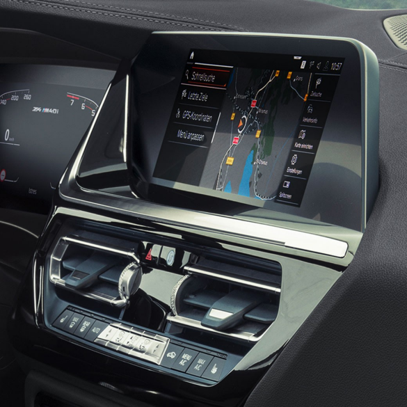 Intelligent Personal Assistant Intelligent Personal Assistant: Detailný záber na displeje iDrive