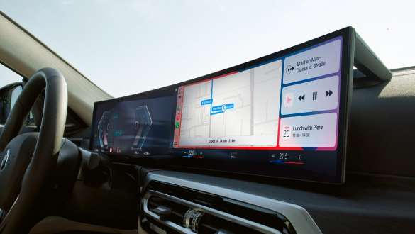 Palubná doska s obrazovkou BMW Curved Display Apple CarPlay Palubná doska s obrazovkou BMW Curved Display CID OS8 Apple CarPlay