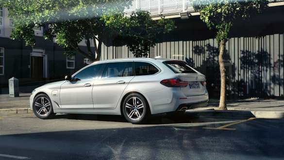 BMW radu 3 Touring výstraha pri vystupovaní BMW radu 3 Touring výstraha pri vystupovaní