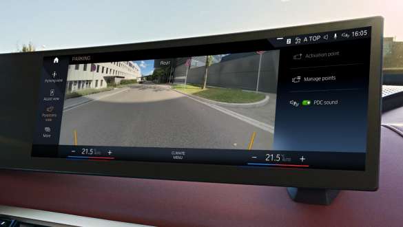Obrazovka BMW Curved Display Panorama View Obrazovka BMW Curved Display centrálny informačný displej OS8 Panorama View