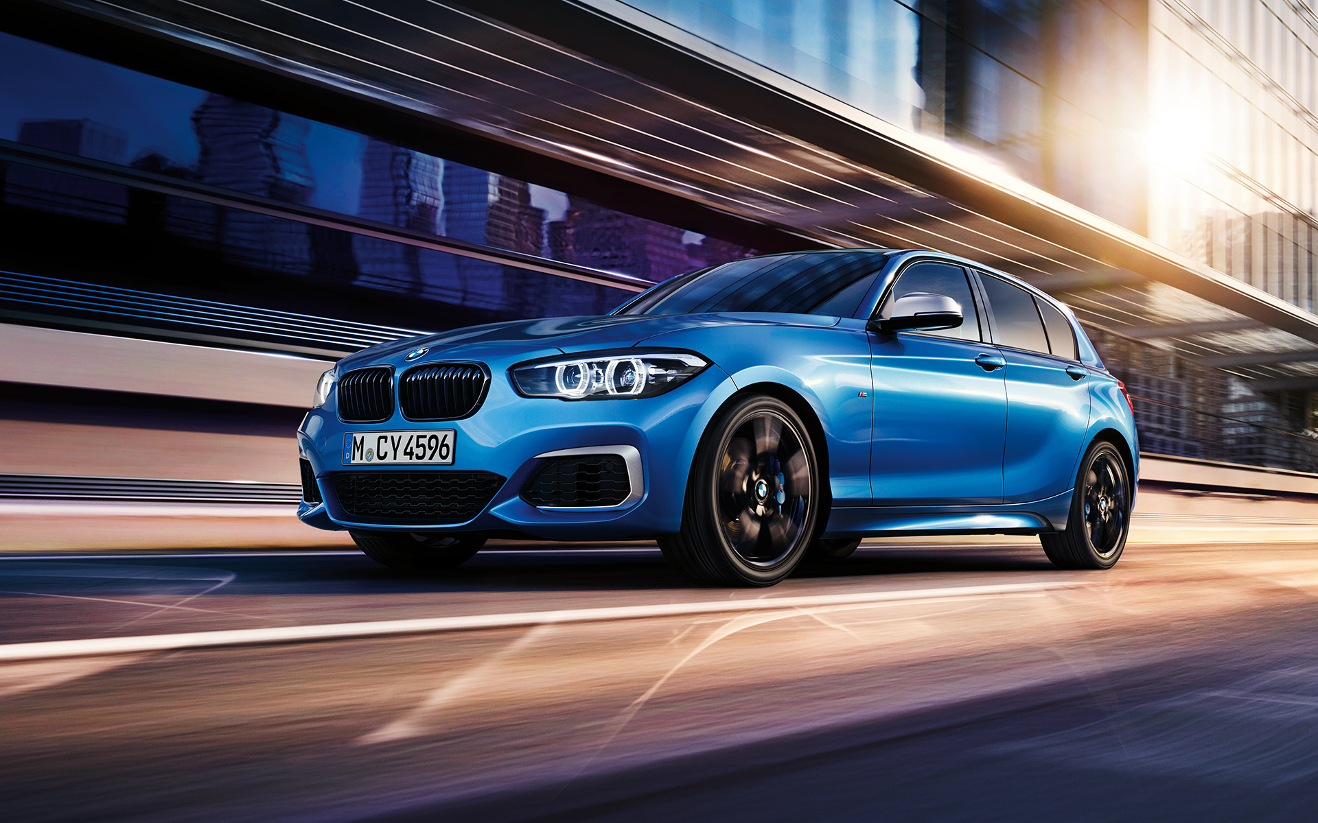 BMW radu 1 5-dverové sprava BMW radu 1 5-dverové sprava