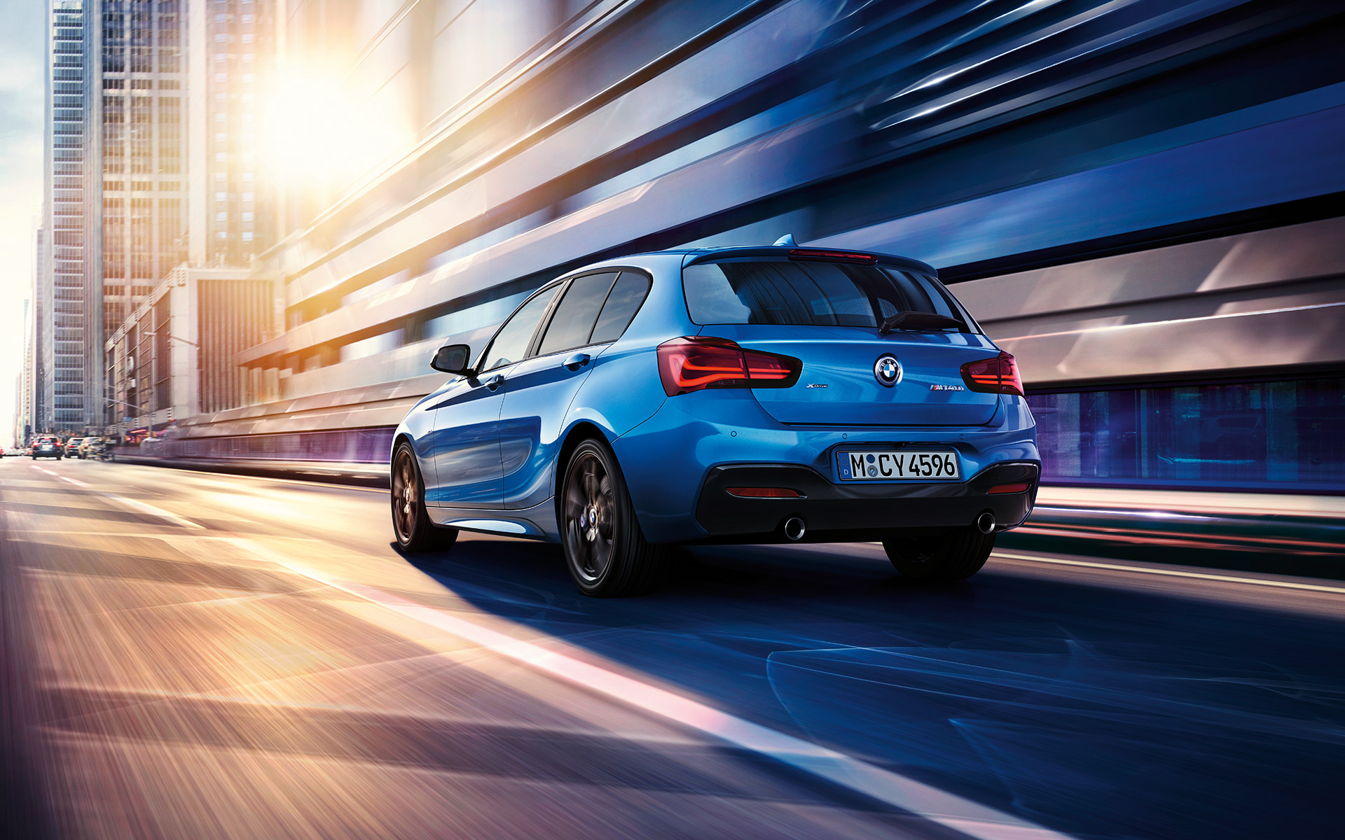 BMW radu 1 5-dverové zozadu BMW radu 1 5-dverové zozadu