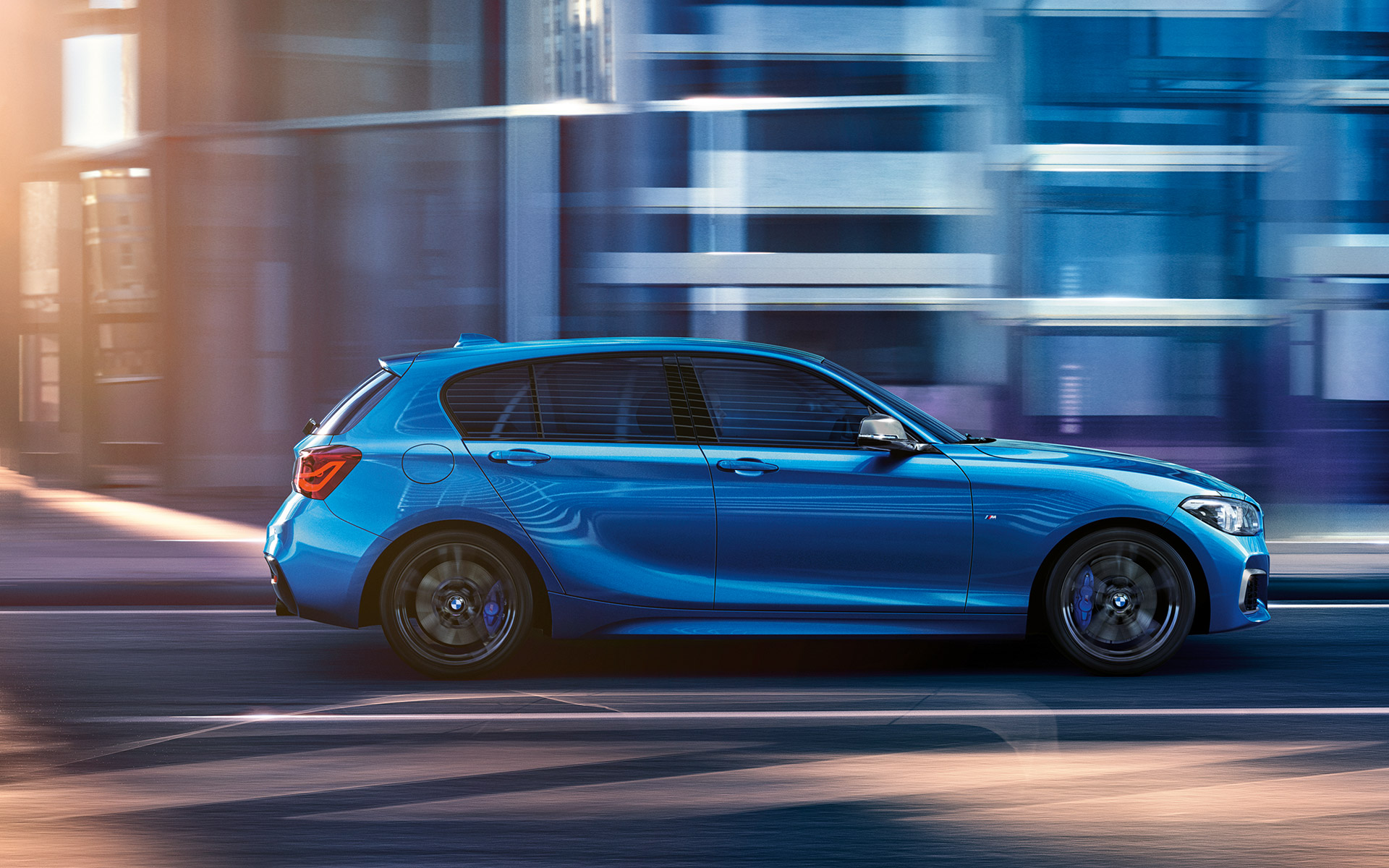 BMW radu 1 5-dverové zľava BMW radu 1 5-dverové zľava