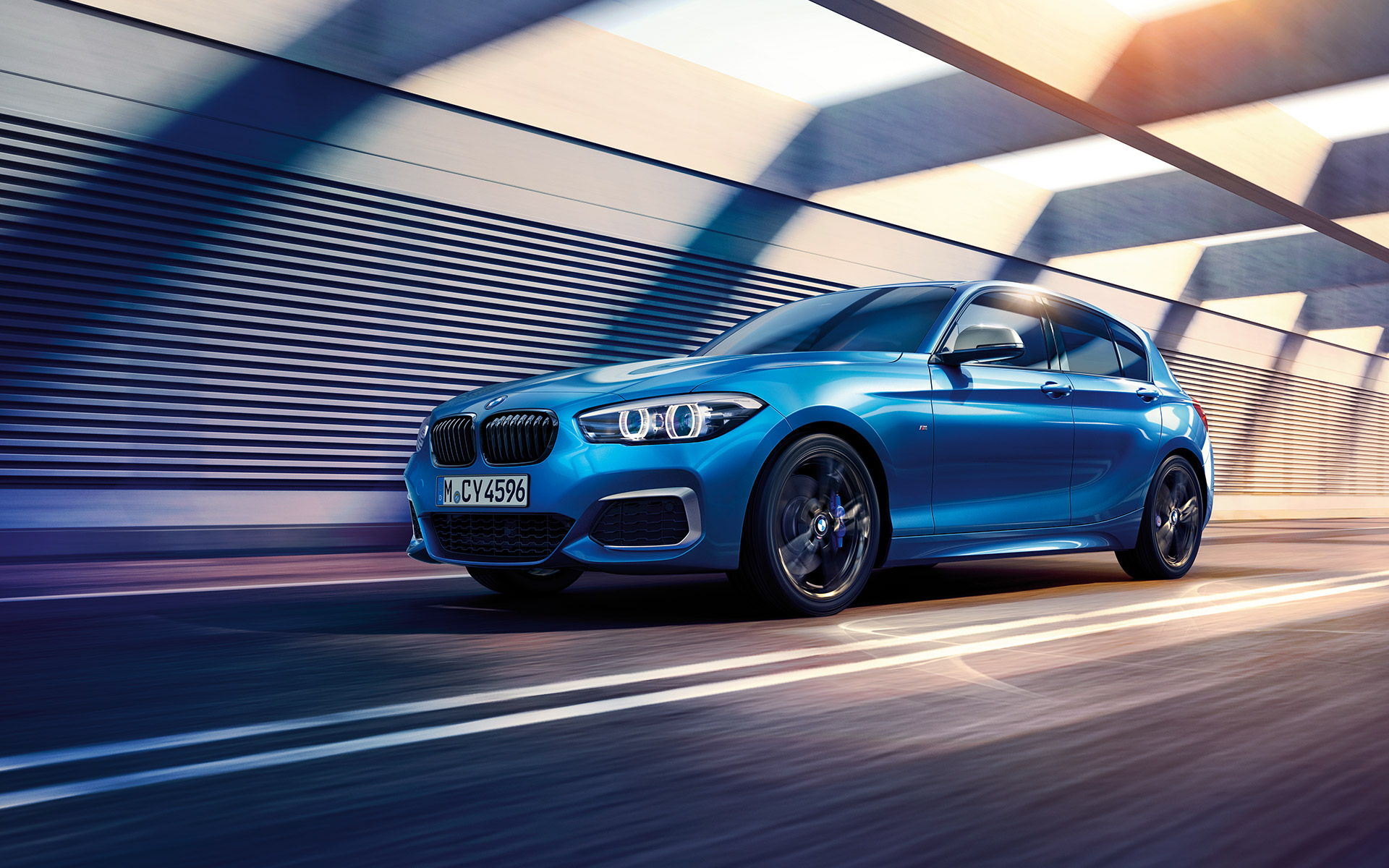 BMW radu 1 5-dverové sprava BMW radu 1 5-dverové sprava