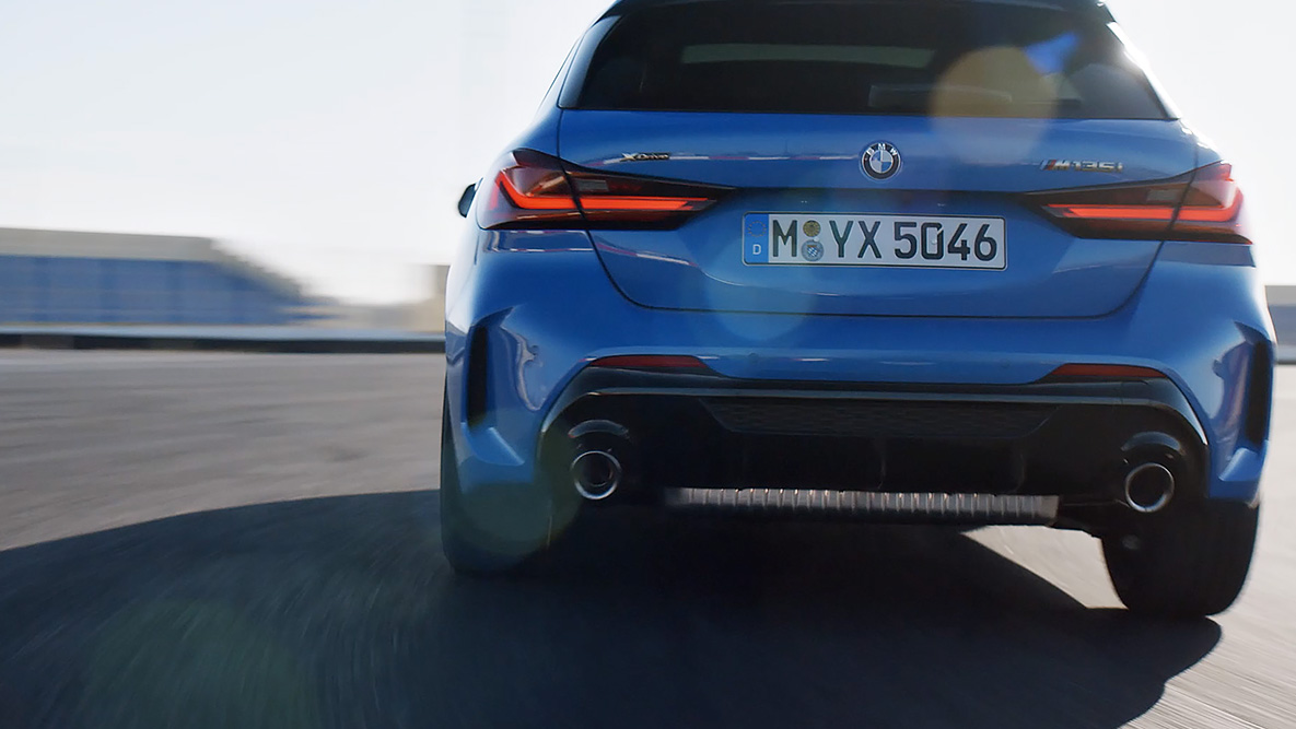 M Sport riadenie. BMW radu 1 s M Sport riadením.