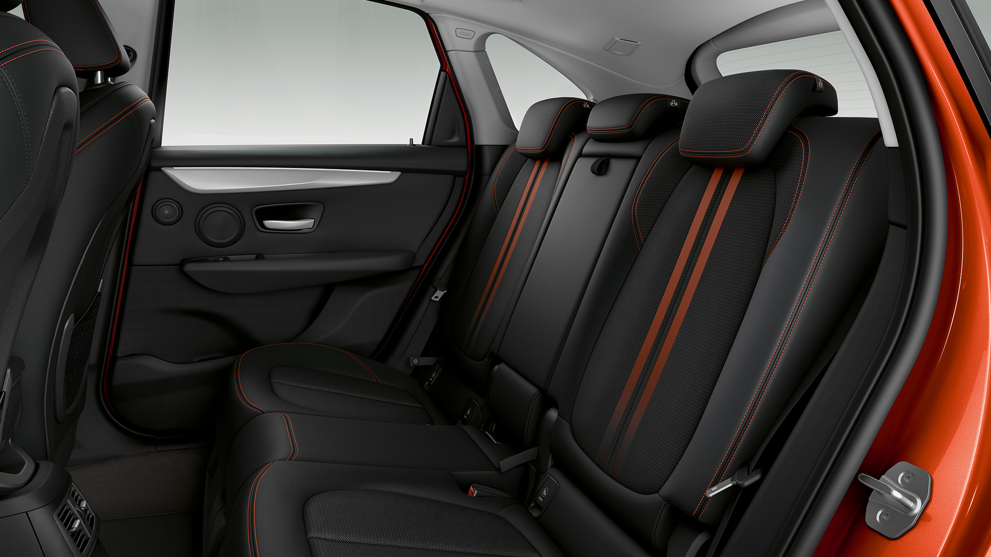 Zadné sedadlo BMW radu 2 Active Tourer Zadné sedadlo BMW radu 2 Active Tourer interiér