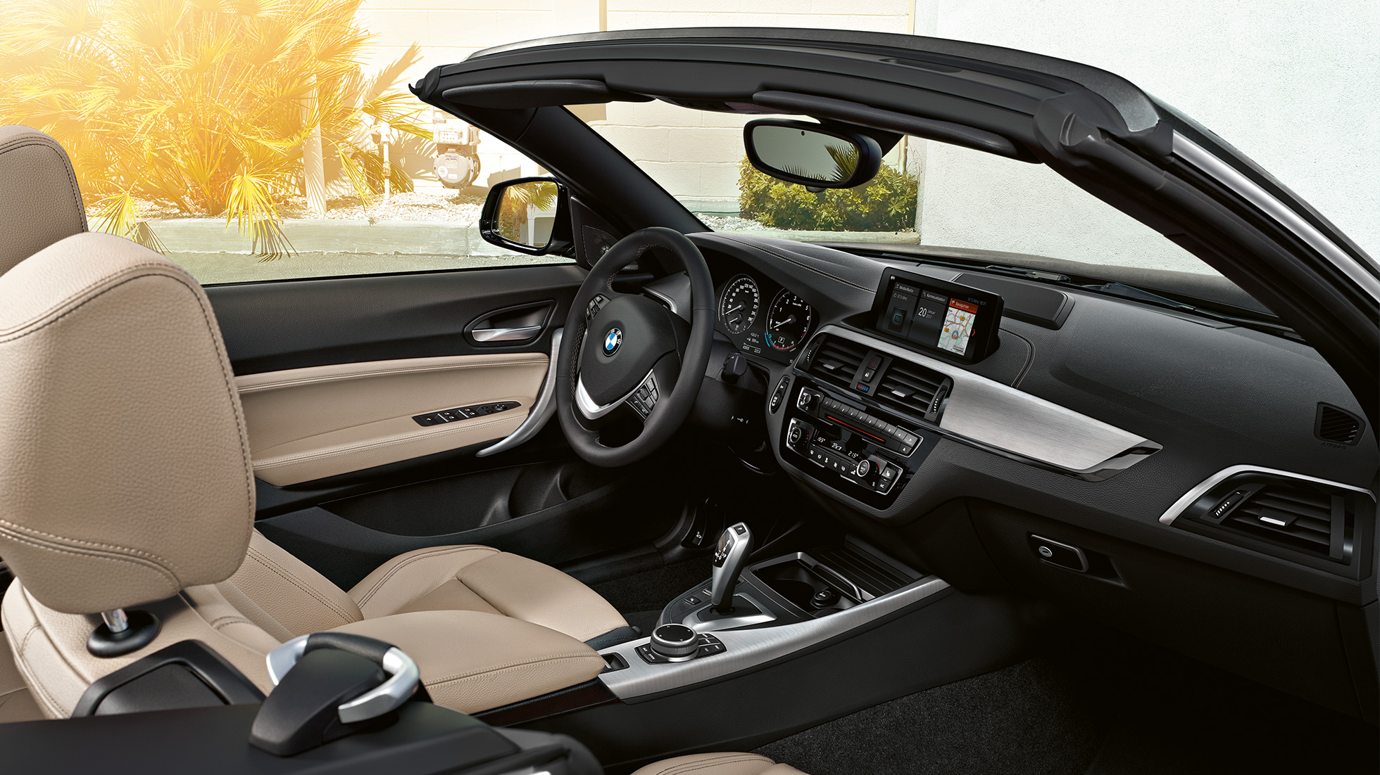 BMW radu 2 Cabrio, interiér BMW radu 2 Cabrio, interiér