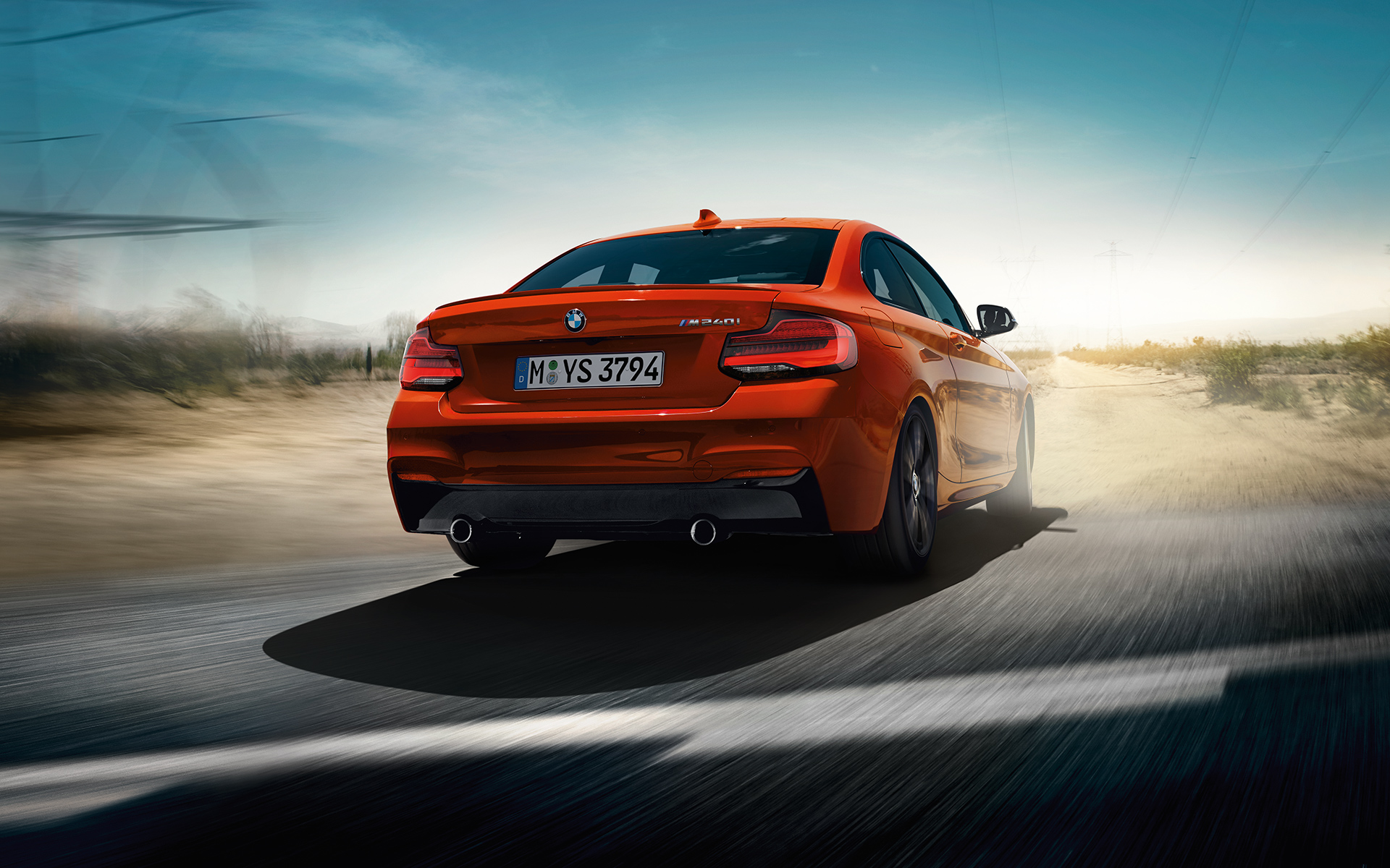 BMW radu 2 Coupé zozadu BMW radu 2 Coupé zozadu