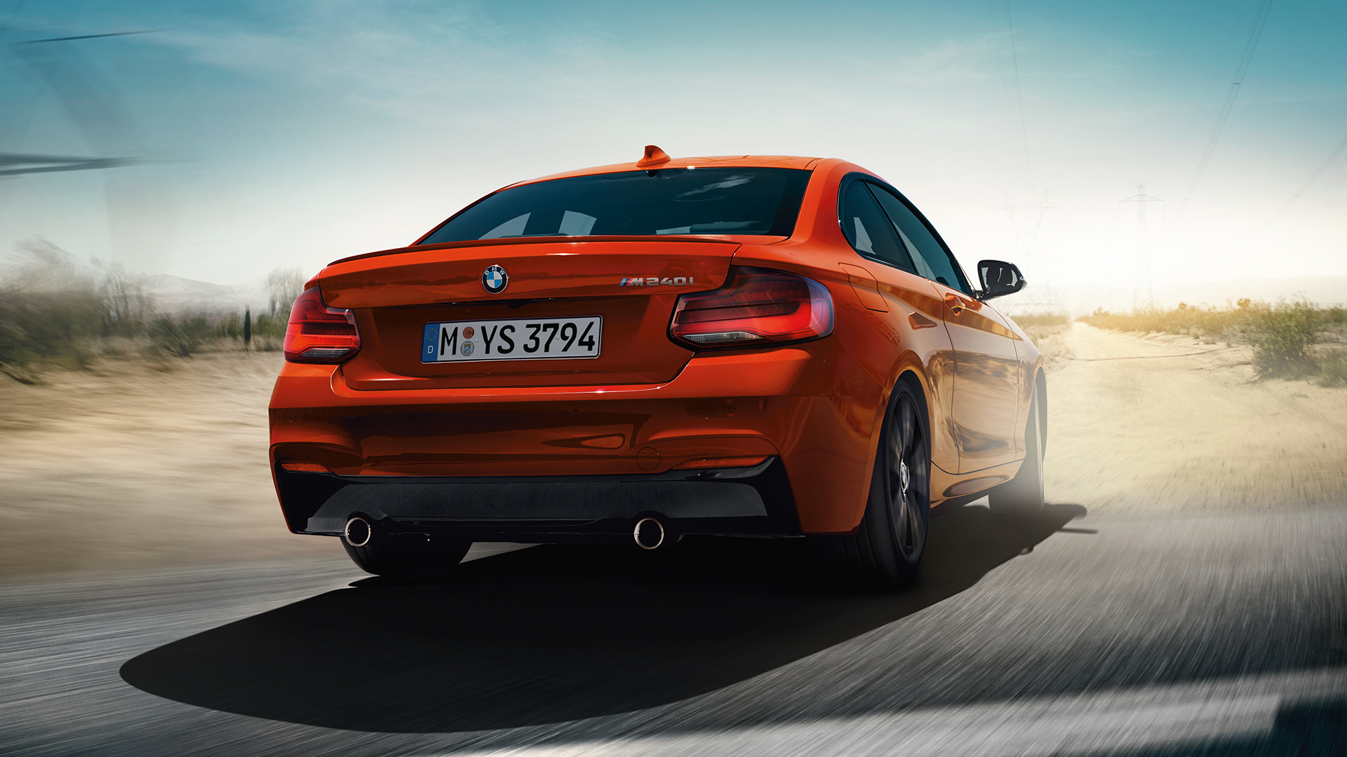 BMW radu 2 Coupé, snímka zozadu BMW radu 2 Coupé, snímka zozadu