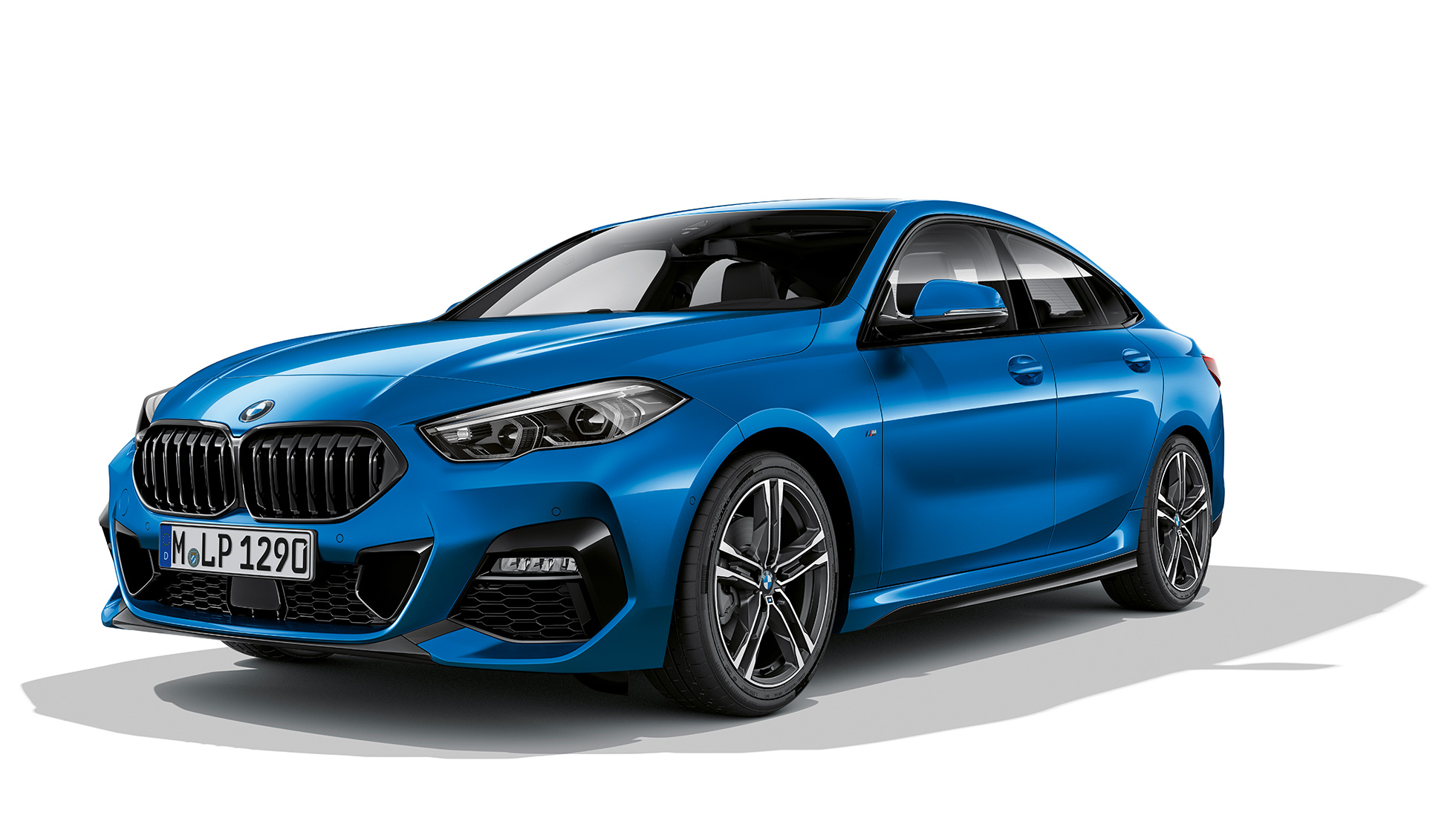 M disky kolies z ľahkej zliatiny BMW radu 2 Gran Coupé Model M Sport M disky kolies z ľahkej zliatiny BMW radu 2 Gran Coupé M Sport v metalickej farbe Misano Blue F44 trojštvrťový predný pohľad