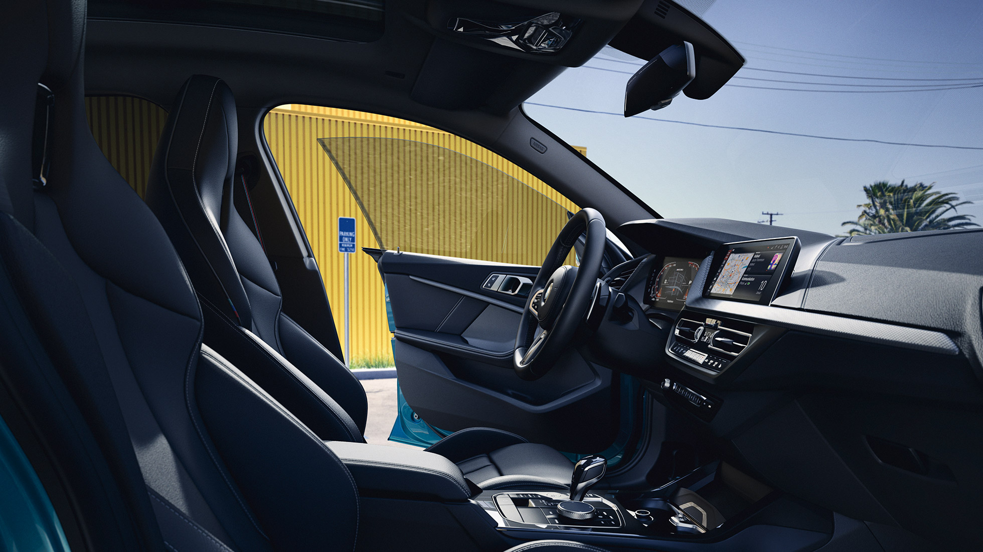 Na vodiča orientovaný kokpit BMW radu 2 Gran Coupé Na vodiča orientovaný kokpit BMW radu 2 Gran Coupé F44 2020, interiér