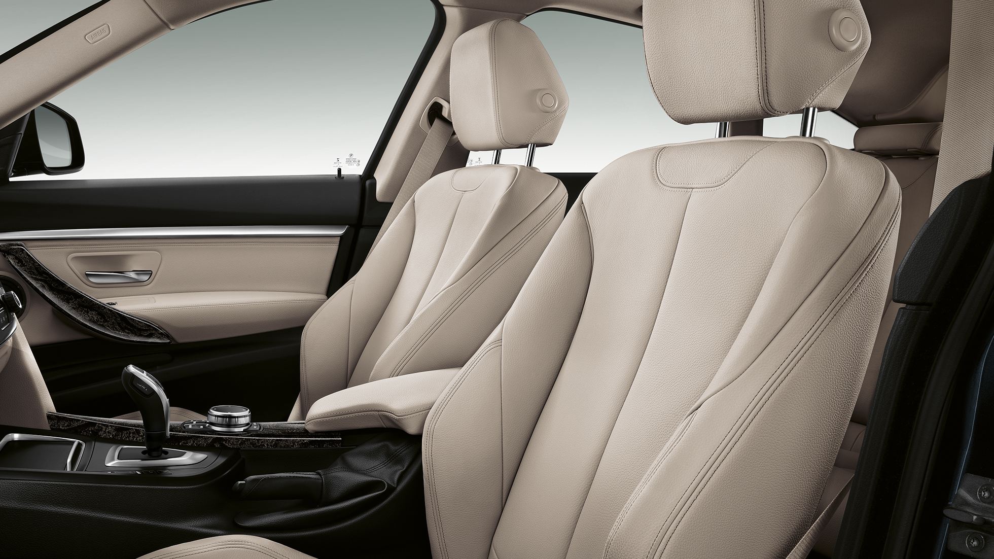 BMW radu 3 Gran Turismo, model Sport Line, kokpit BMW radu 3 Gran Turismo, model Sport Line, kokpit