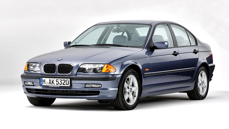 BMW radu 3 Sedan E46 štvrtá generácia predný pohľad Modely BMW radu 3 BMW radu 3 Sedan E46 štvrtá generácia predný pohľad