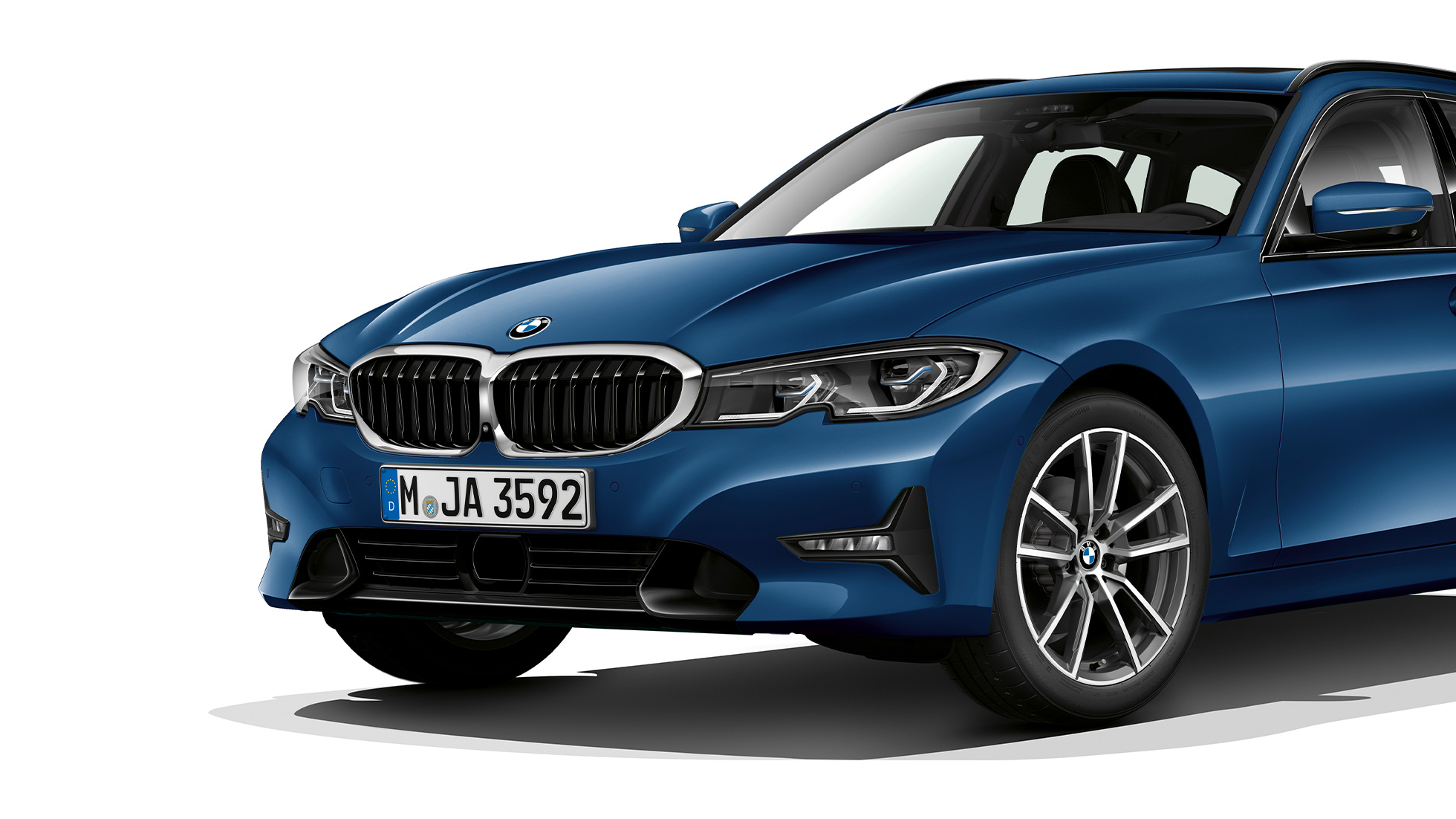 Model Sport Line, trojštvrťový predný pohľad BMW radu 3 Touring, model Sport Line, trojštvrťový predný pohľad