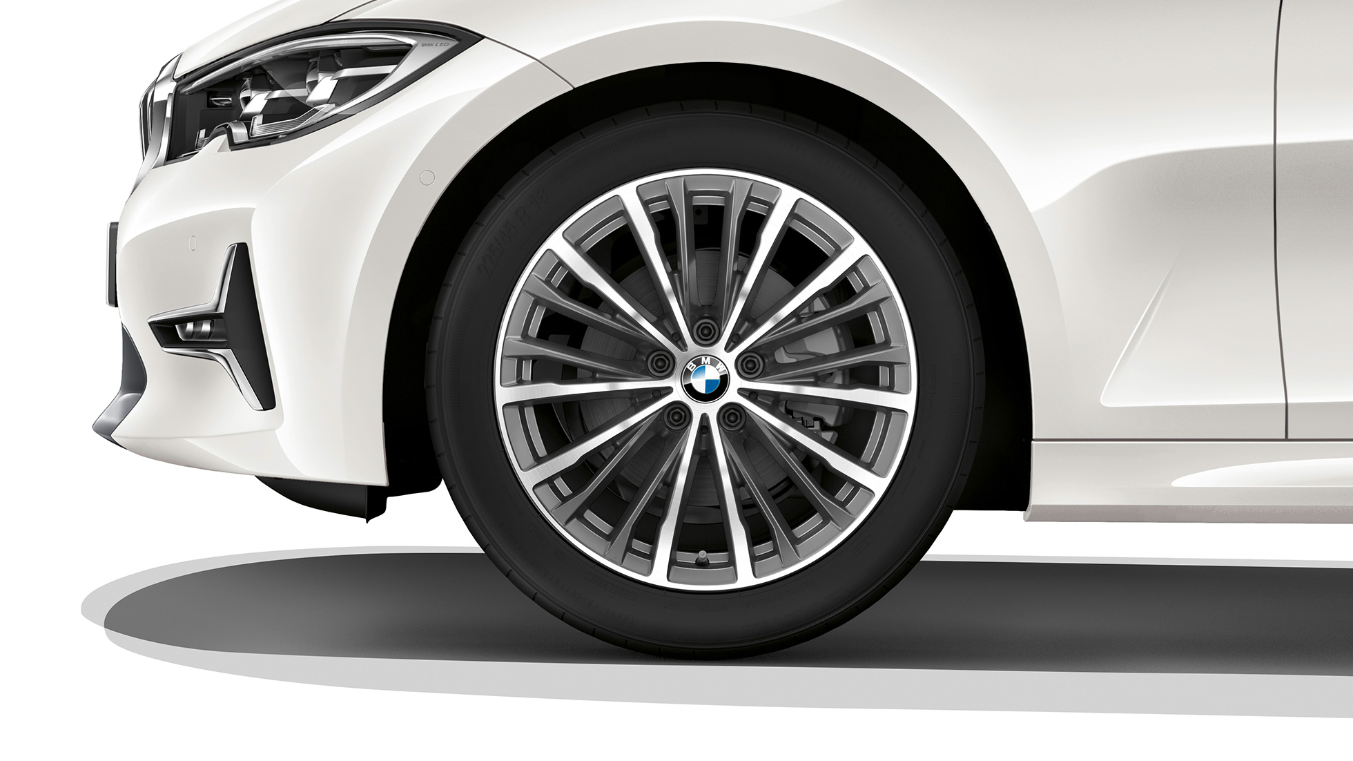 Model Luxury Line kolesá BMW radu 3 Touring, model Luxury Line, kolesá