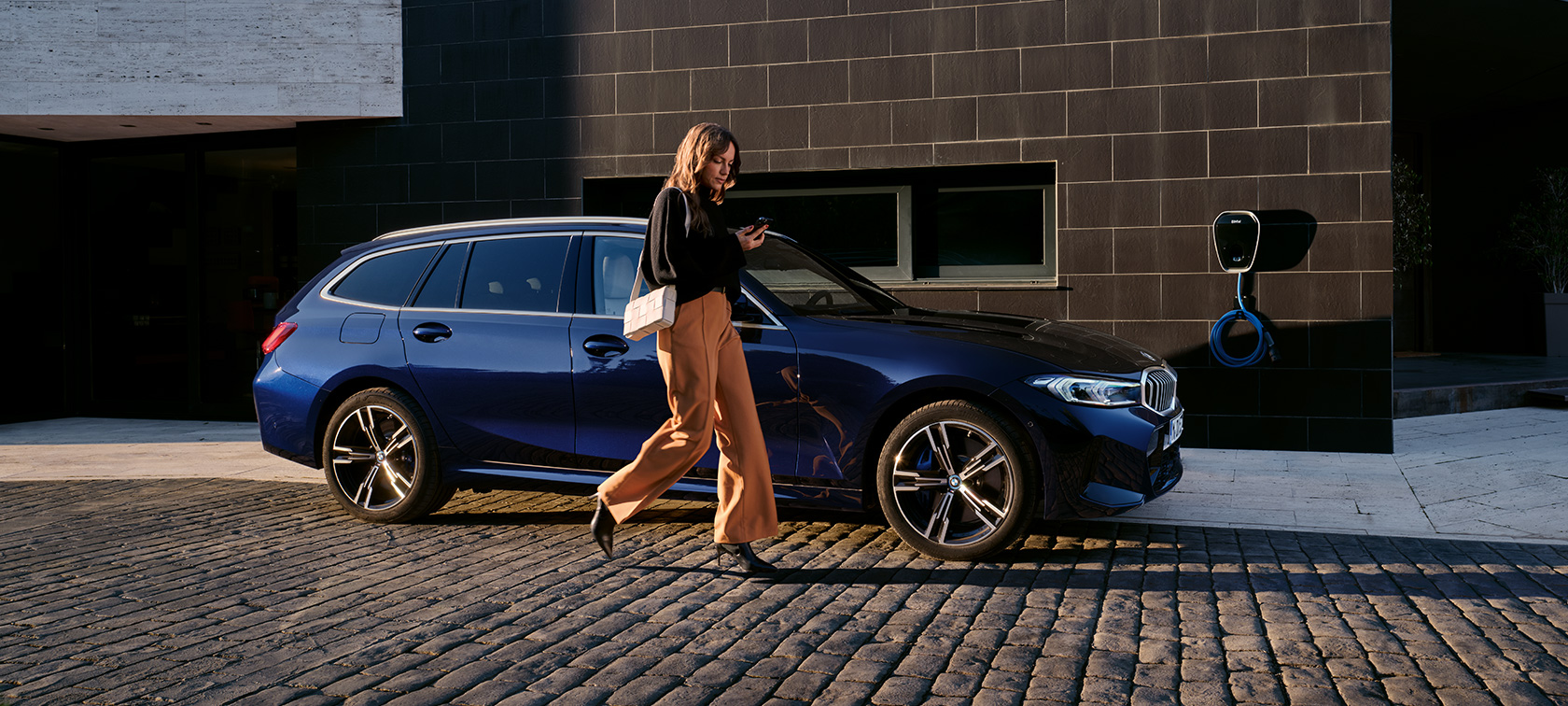 BMW radu 3 Touring LCI G21 plug-in-hybrid video BMW radu 3 Touring LCI G21 plug-in-hybrid video