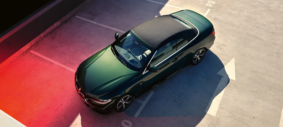 Textilná strecha BMW radu 4 Cabrio G23 2020 Textilná strecha BMW radu 4 Cabrio G23 2020 metalíza Sanremo Green pohľad zhora