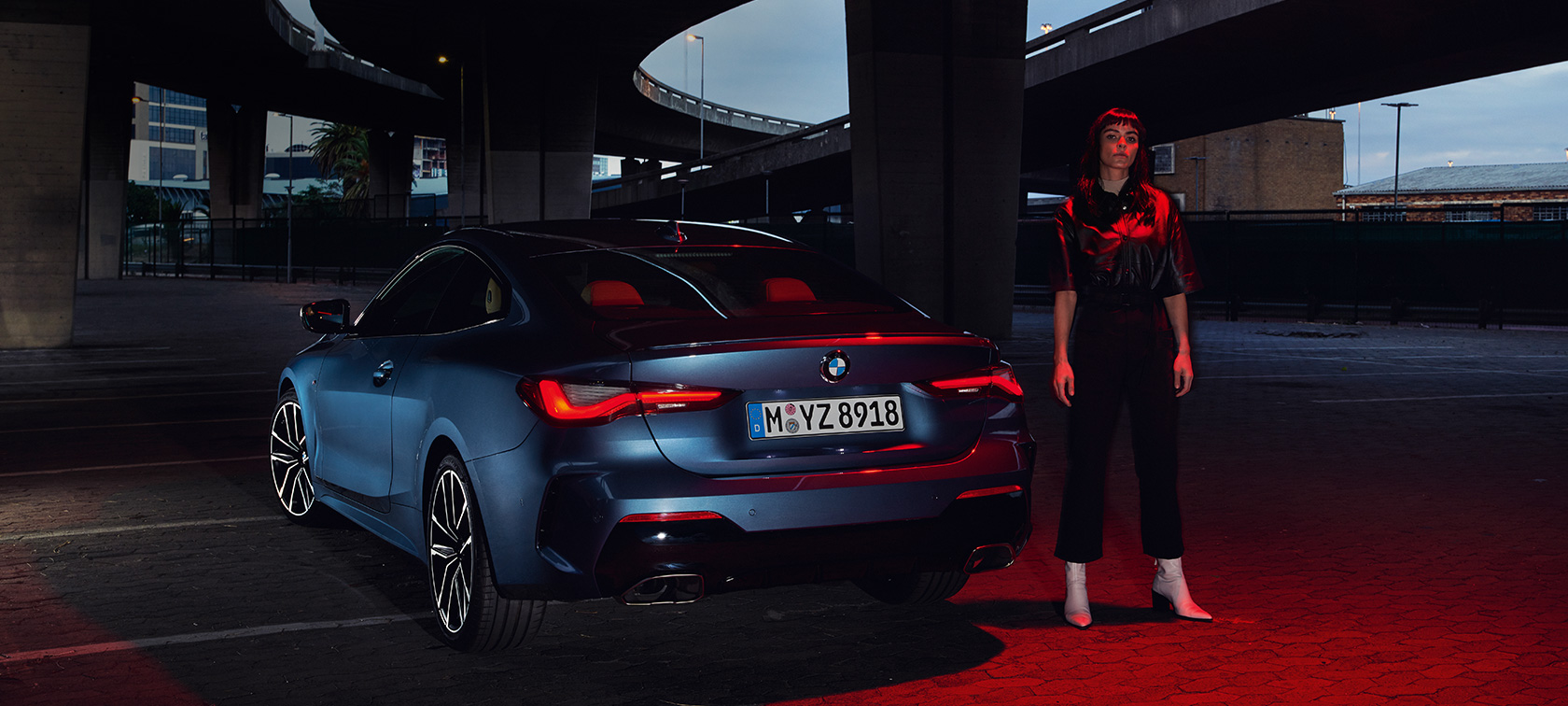 BMW radu 4 Coupé metalíza Arctic Race Blue G22 2020 BMW radu 4 Coupé metalíza Arctic Race Blue G22 2020