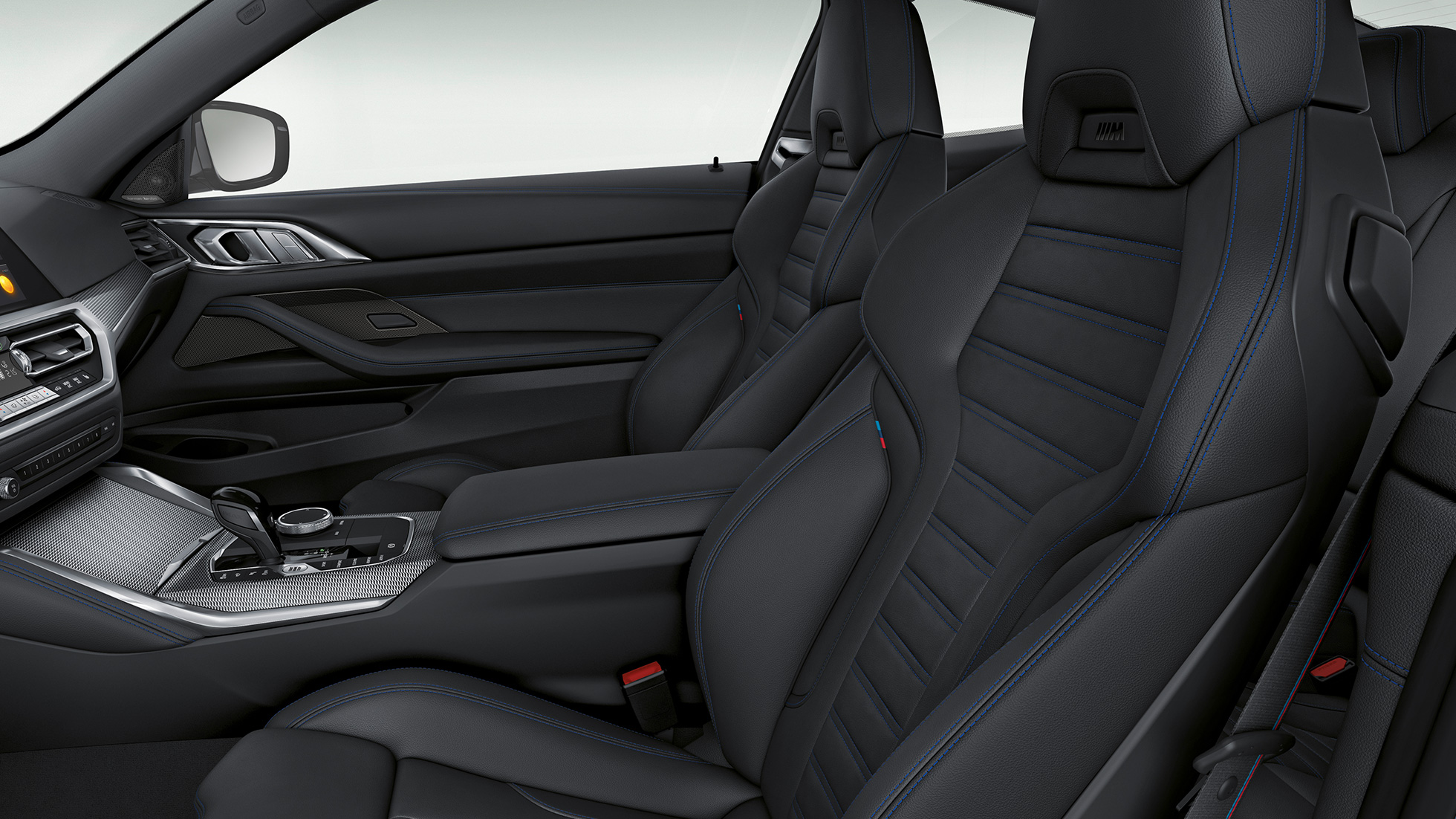 Kokpit BMW radu 4 Coupé M Sport balík G22 2020 BMW radu 4 Coupé G22 2020 M Sport balík interiér kokpit