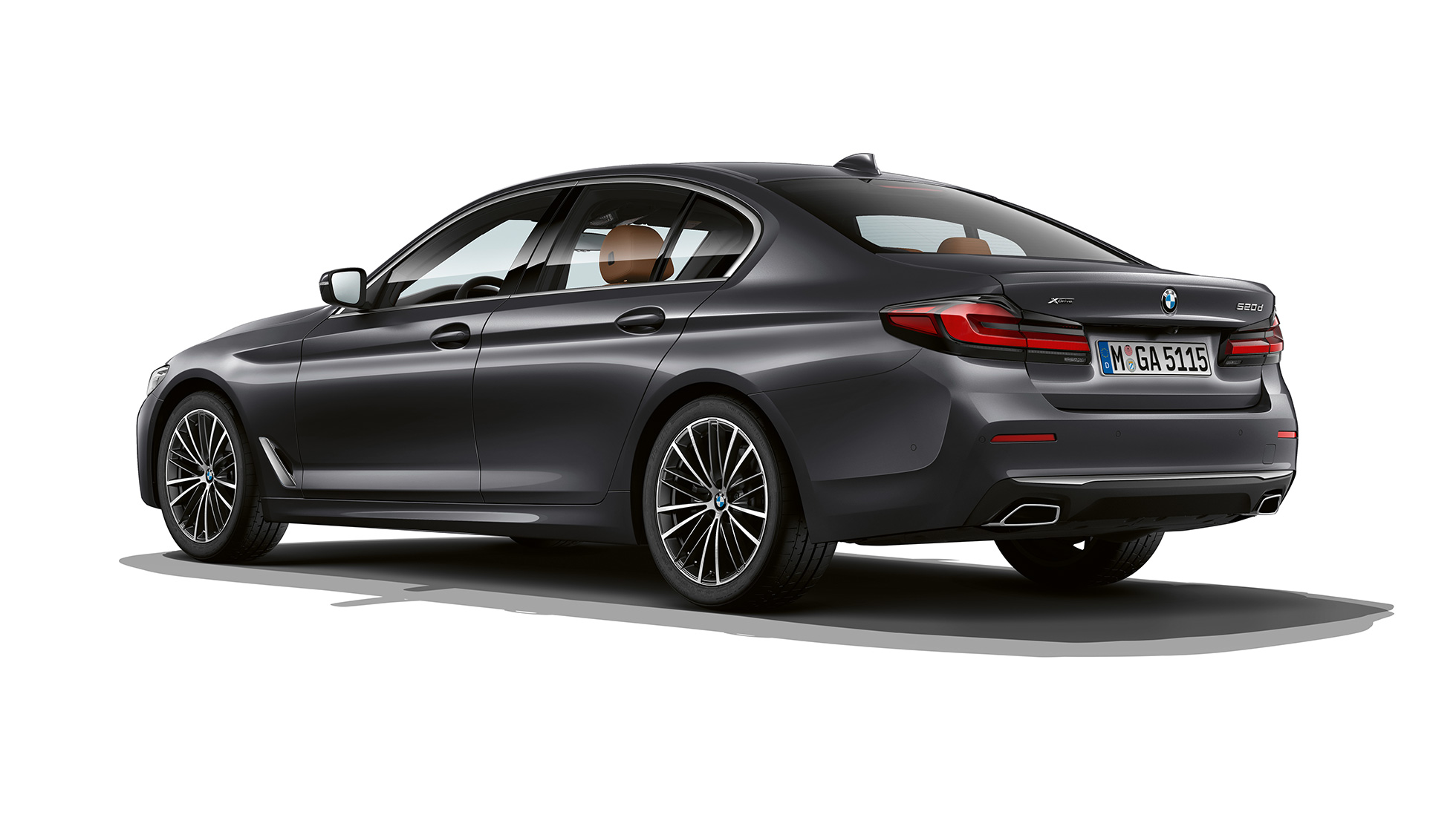 BMW radu 5 Sedan G30 základná výbava zadný pohľad BMW radu 5 Sedan 540i G30 základná výbava Sophisto Grey zadobočný pohľad