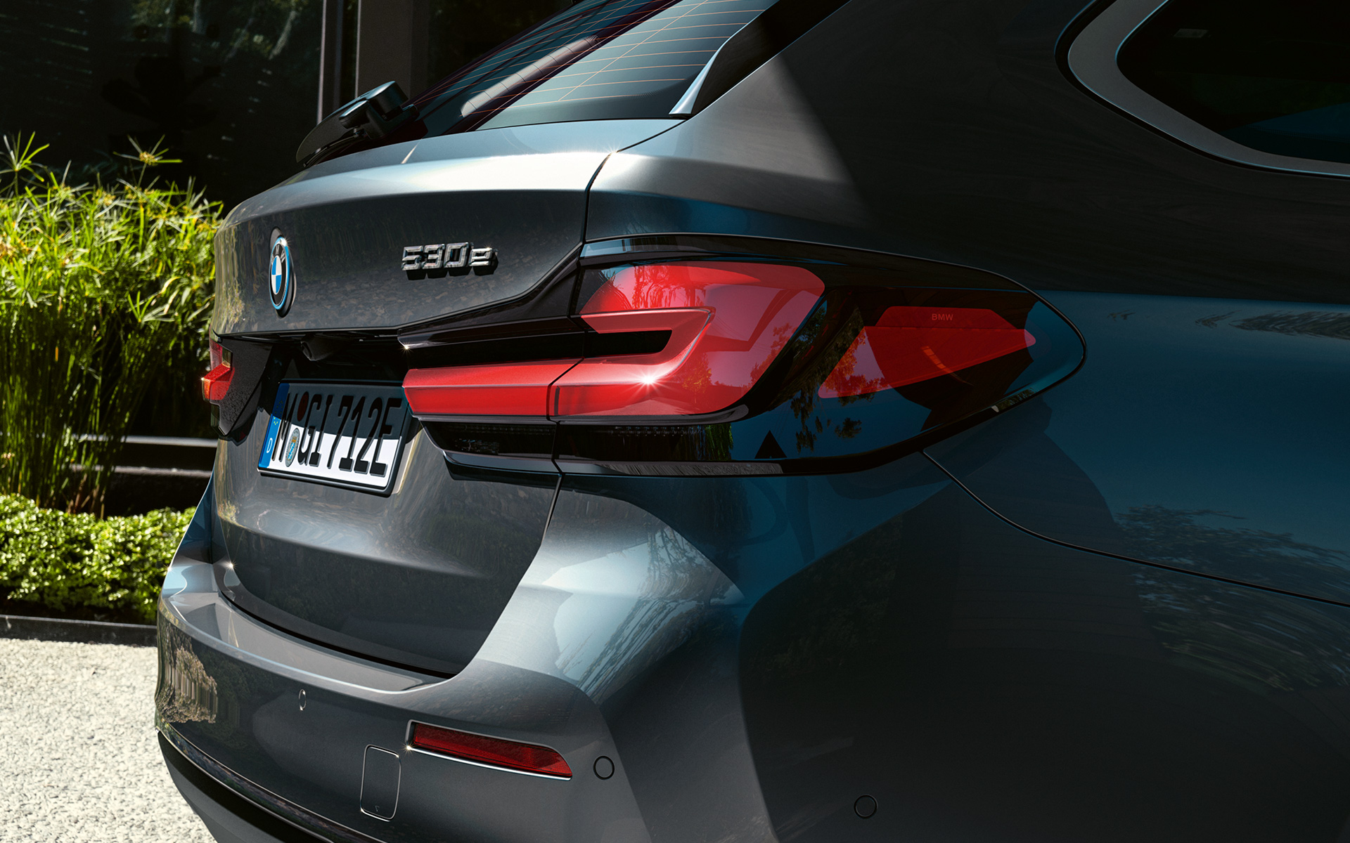 3D tvar zadných svetiel BMW radu 5 Touring G31 LCI 3D tvar zadných svetiel BMW radu 5 Touring G31 Facelift 2020 Sophisto Grey detailný zadný pohľ