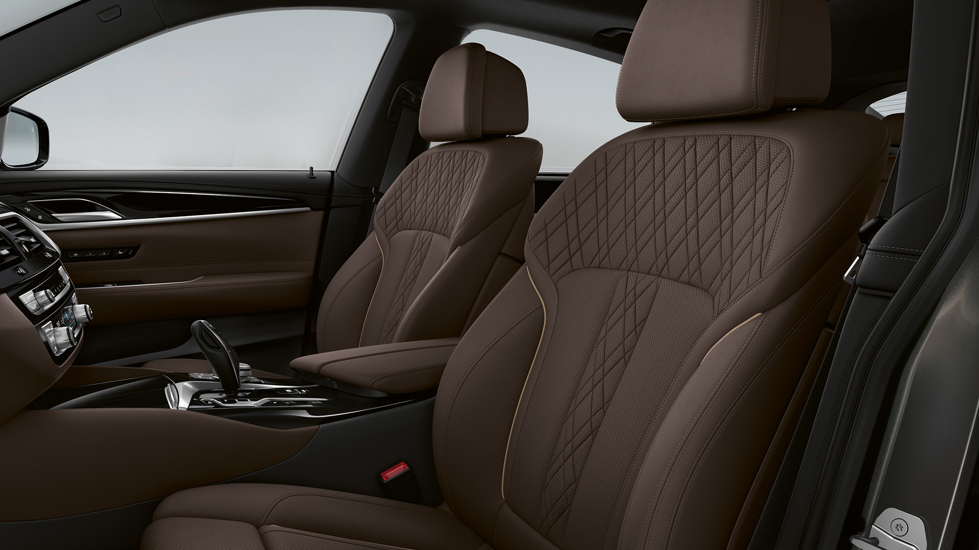 Čalúnenie BMW radu 6 Gran Turismo Luxury Line G32 2020 Čalúnenie exkluzívnou kožou Nappa Mocha BMW radu 6 Gran Turismo G32 640d xDrive 2020 Luxury Line interiér
