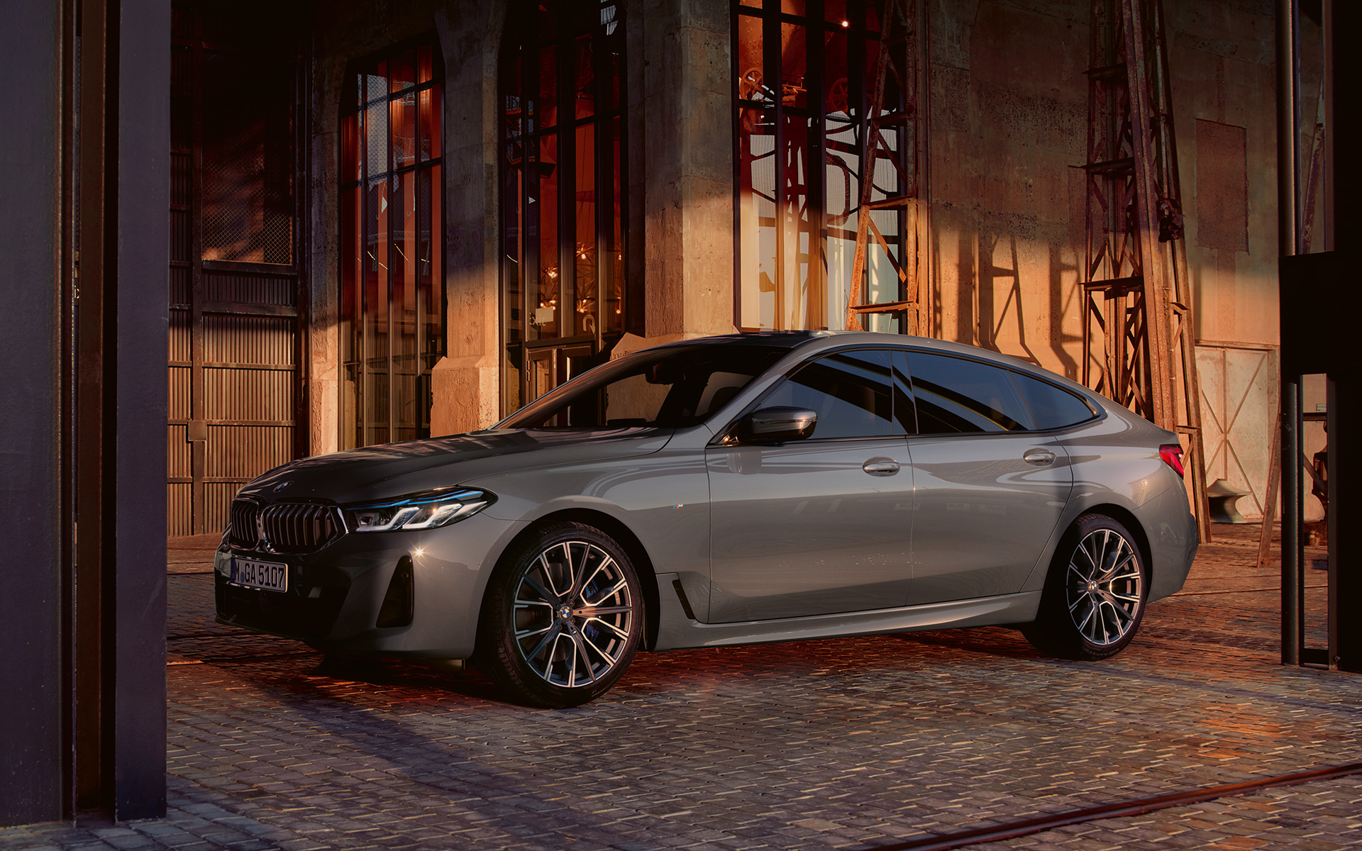 Silueta BMW radu 6 Gran Turismo G32 2020 BMW radu 6 Gran Turismo 640i xDrive G32 2020 Bernina Grey bočný pohľad
