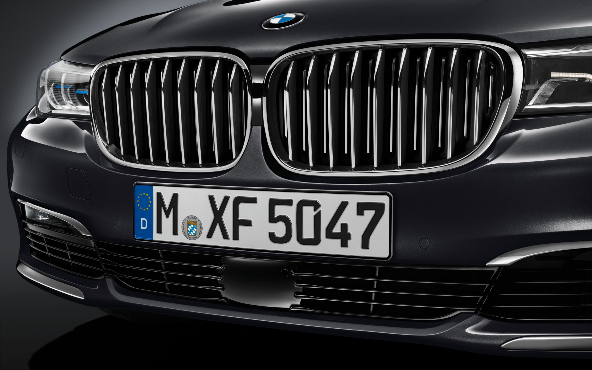 BMW radu 7 Sedan BMW radu 7 Sedan