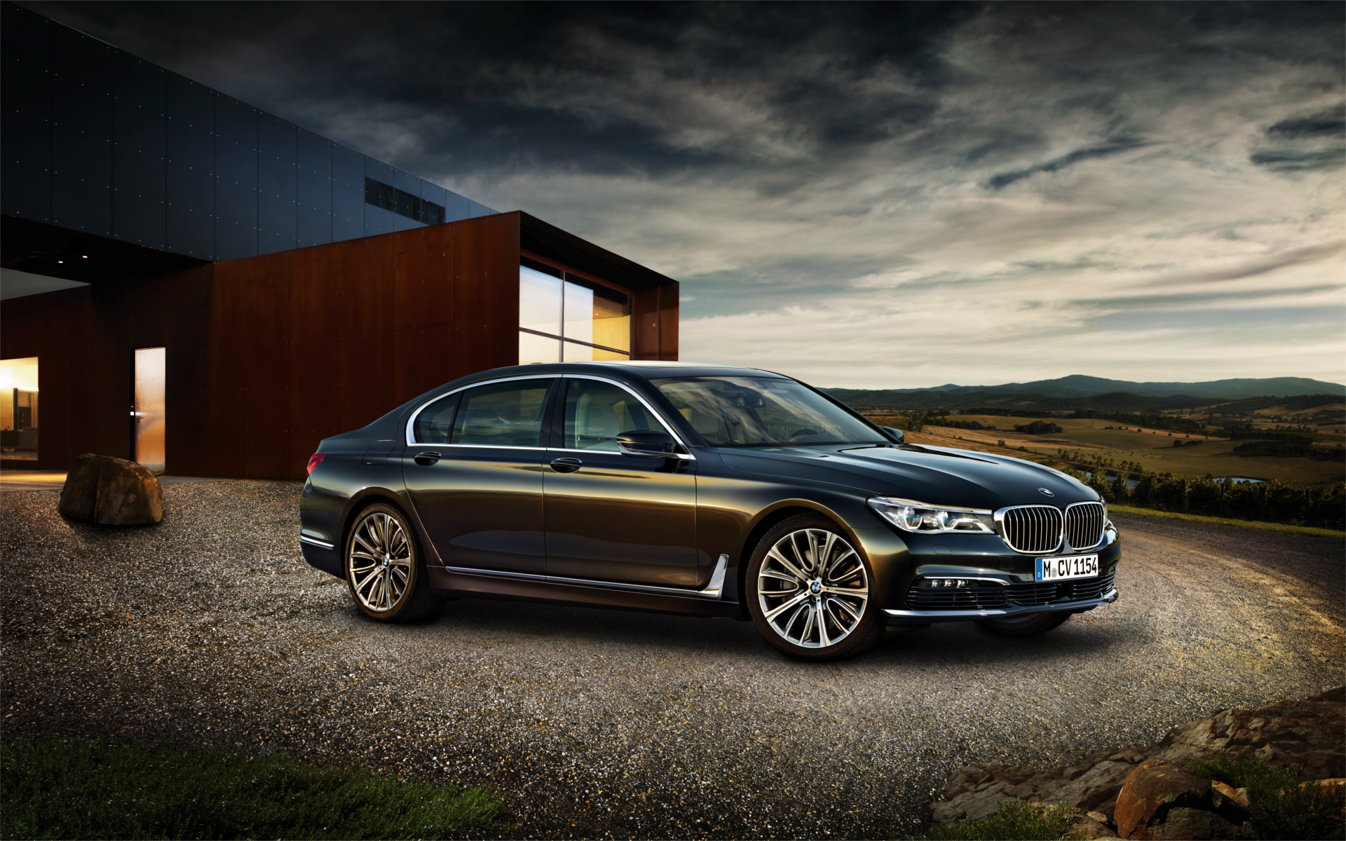 BMW radu 7 Sedan BMW radu 7 Sedan