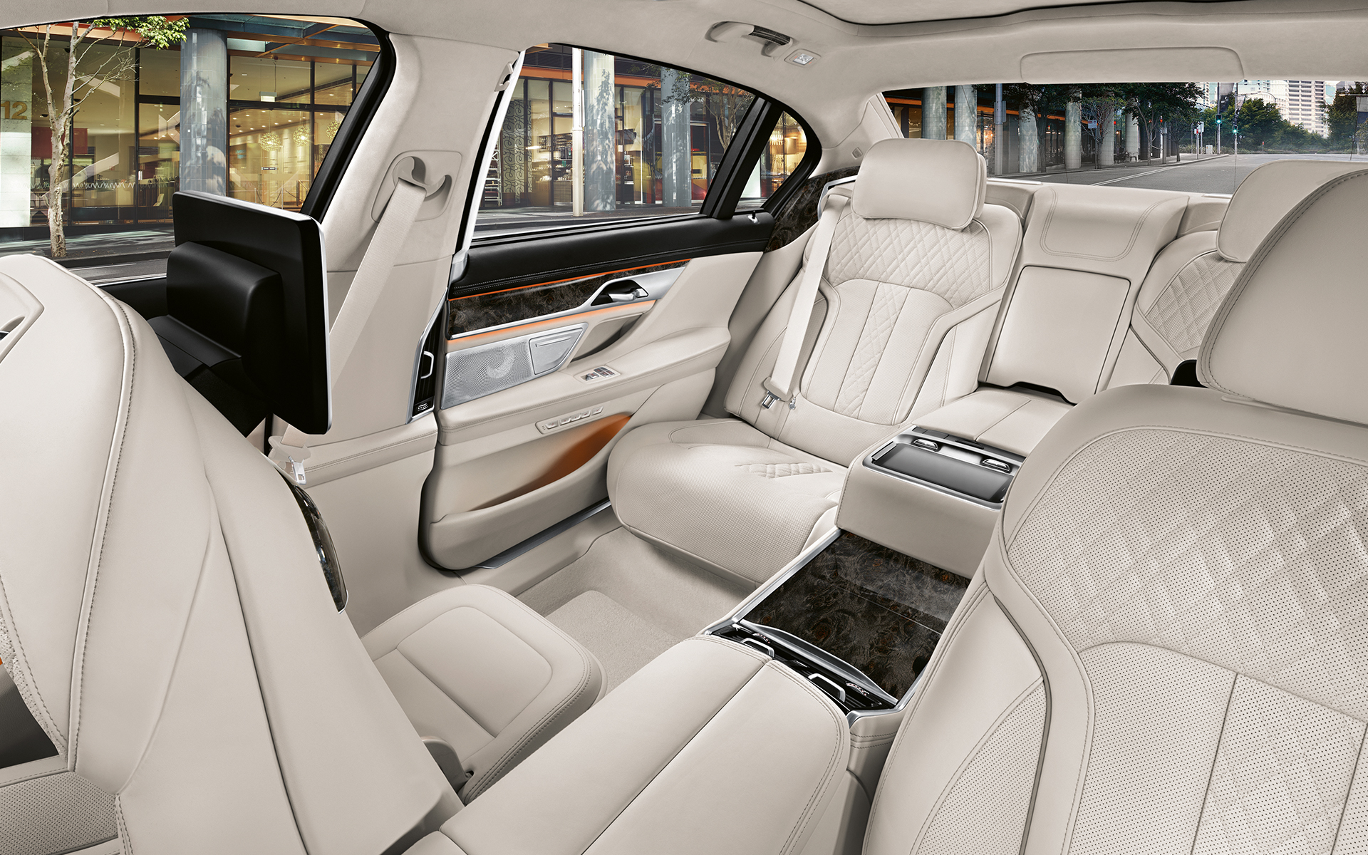 BMW radu 7 Sedan BMW radu 7 Sedan